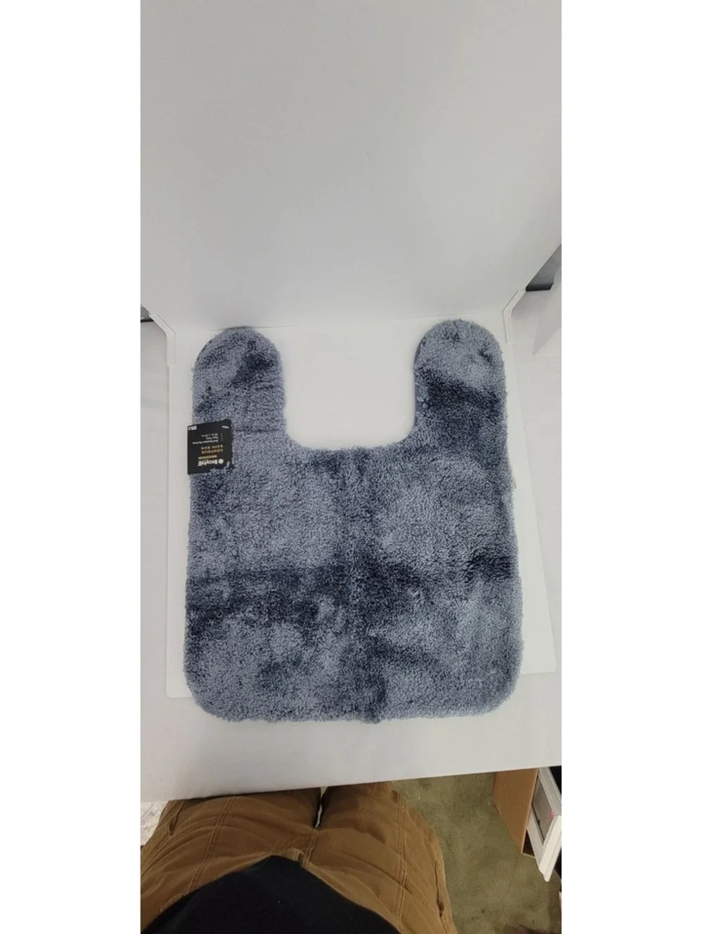Broyhill Contour Bath Rug with Skid Resistant Backing, 20 in x 24 in, Blue